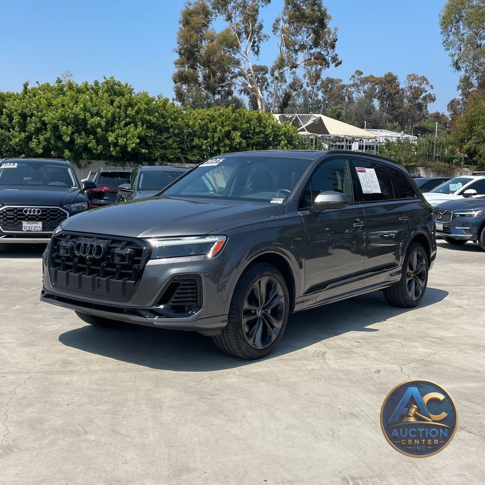 2025 Audi Q7 Premium Plus 55