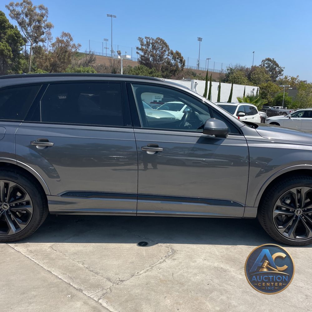 2025 Audi Q7 Premium Plus 55