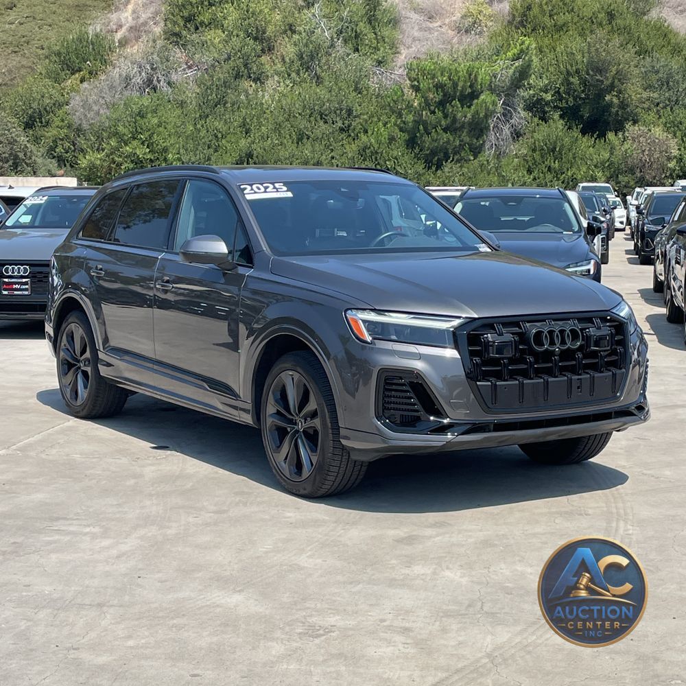 2025 Audi Q7 Premium Plus 55