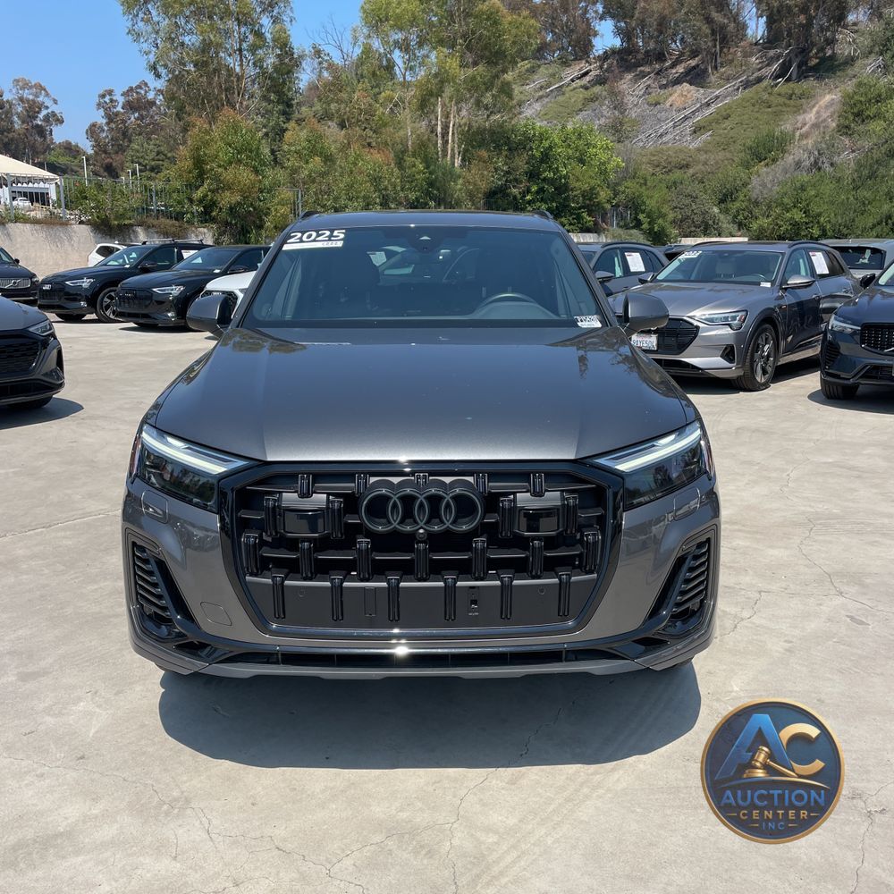 2025 Audi Q7 Premium Plus 55