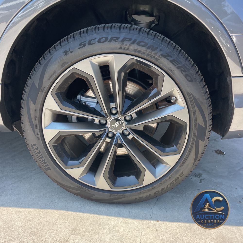 2025 Audi Q7 Premium Plus 55