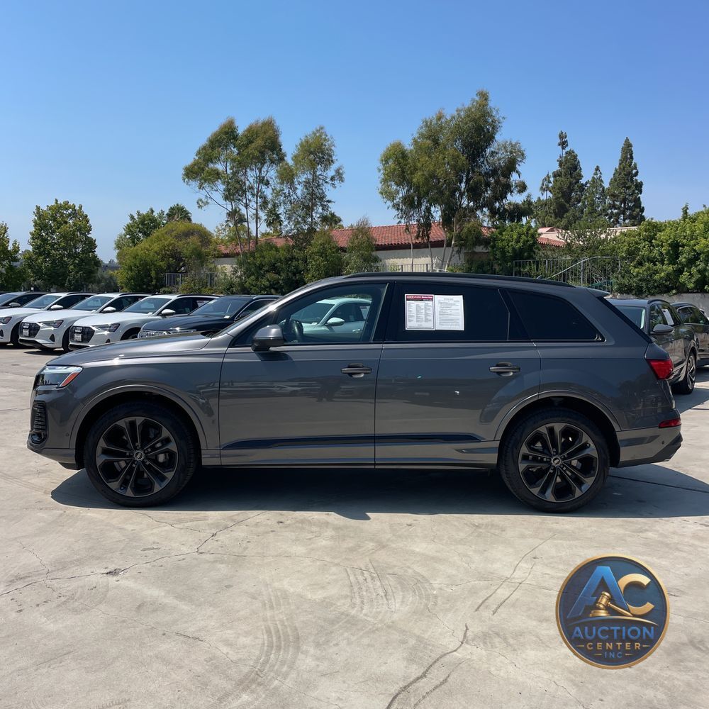 2025 Audi Q7 Premium Plus 55