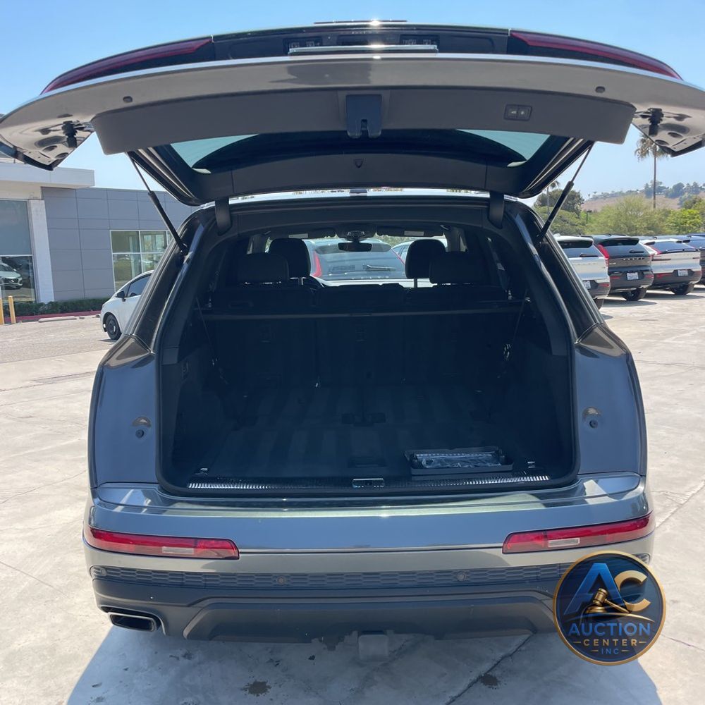 2025 Audi Q7 Premium Plus 55