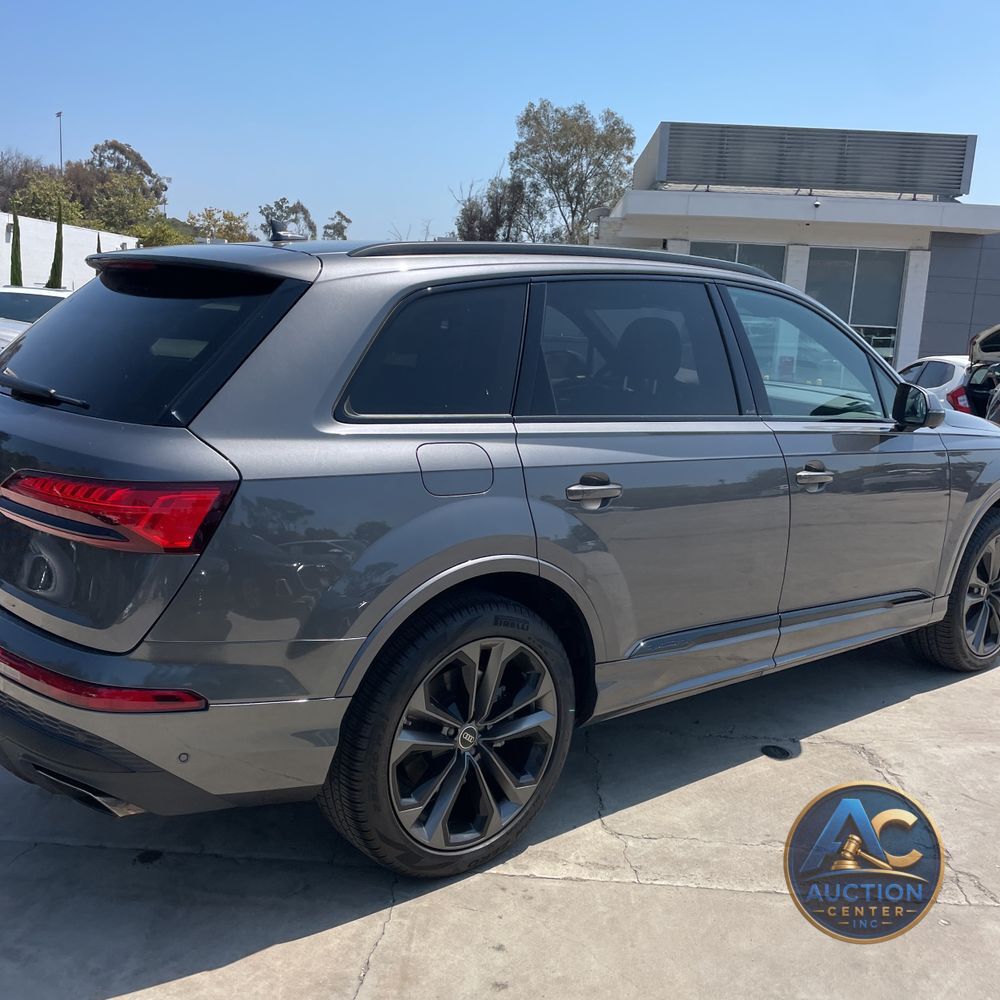 2025 Audi Q7 Premium Plus 55