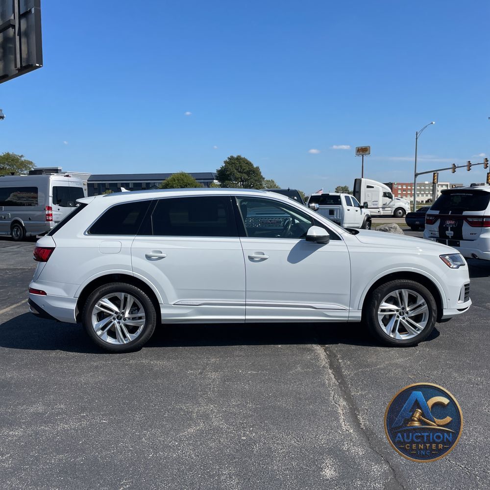 2024 Audi Q7 Premium Plus 55