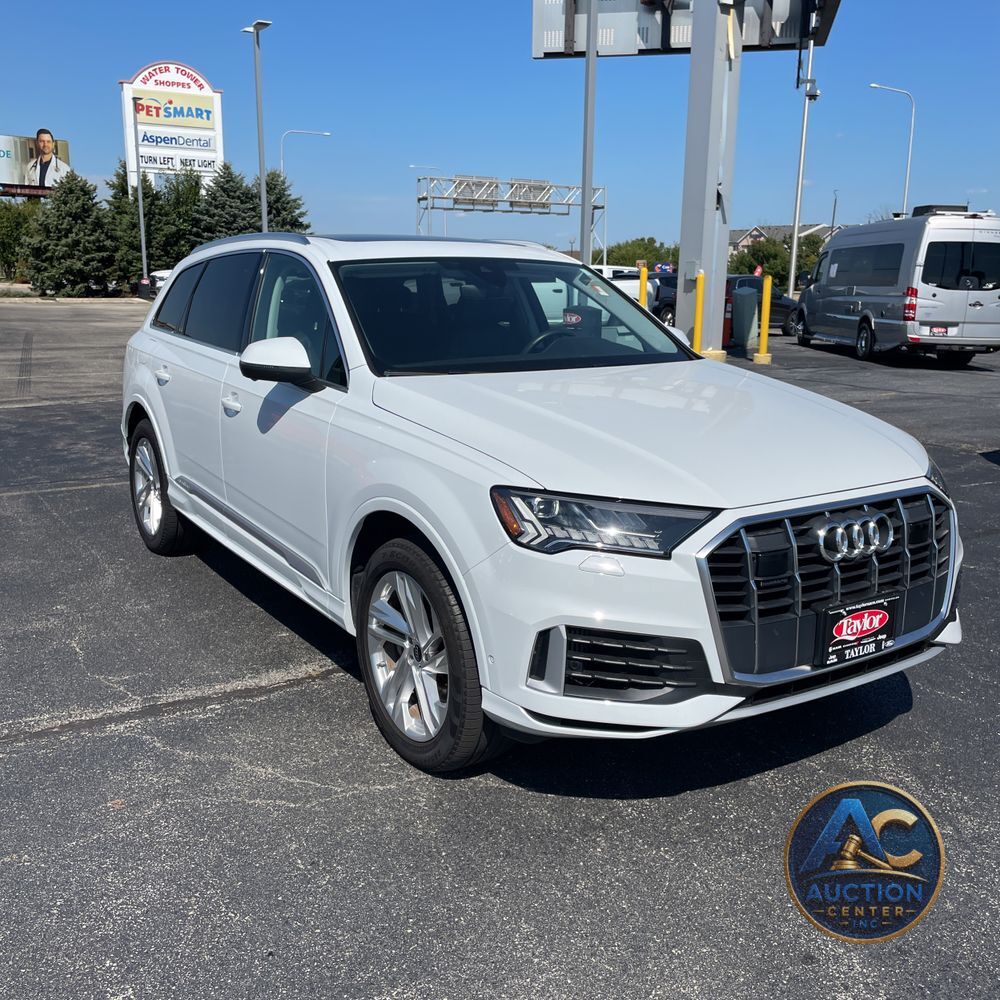 2024 Audi Q7 Premium Plus 55