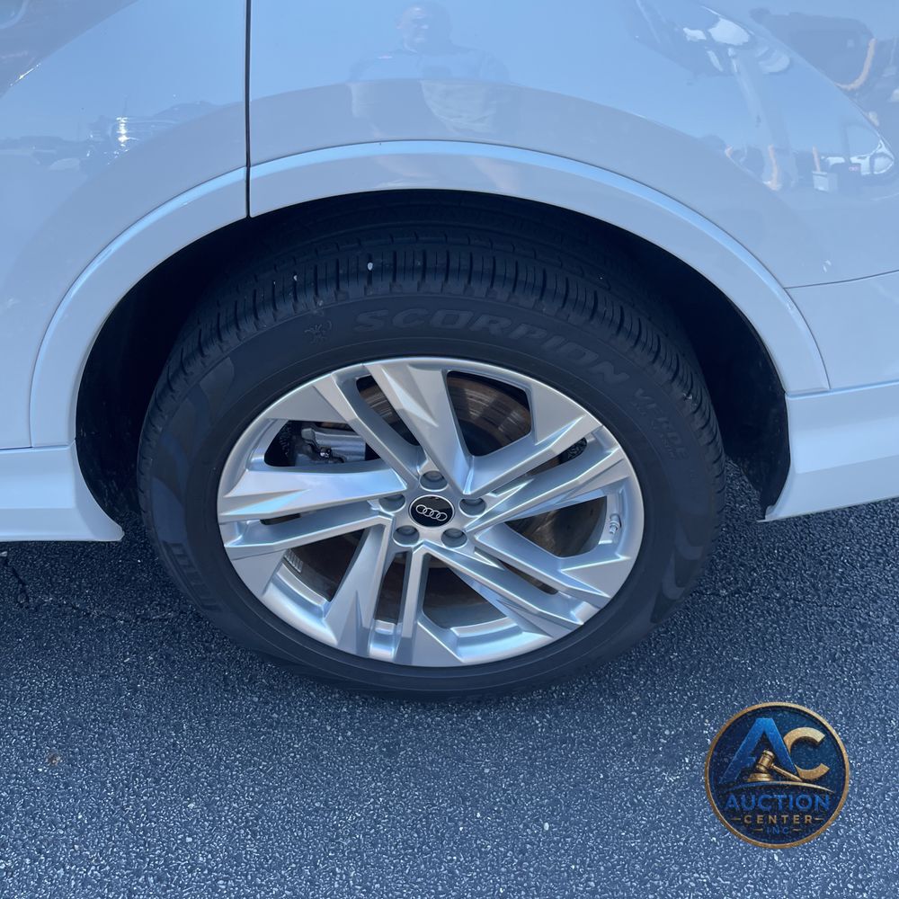2024 Audi Q7 Premium Plus 55