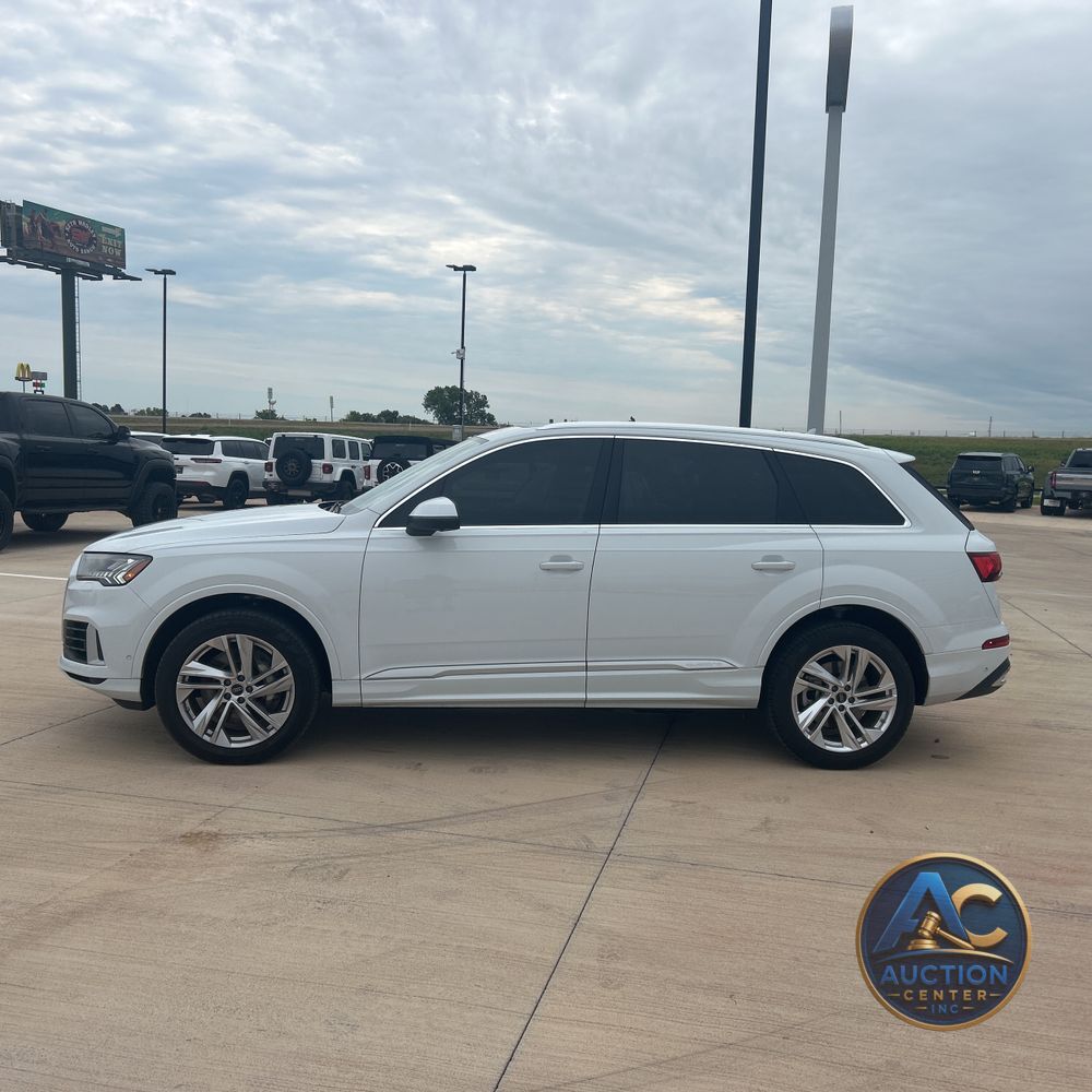 2024 Audi Q7 Premium Plus 55
