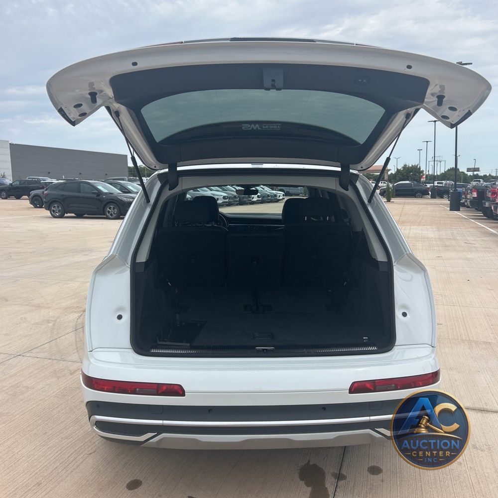 2024 Audi Q7 Premium Plus 55
