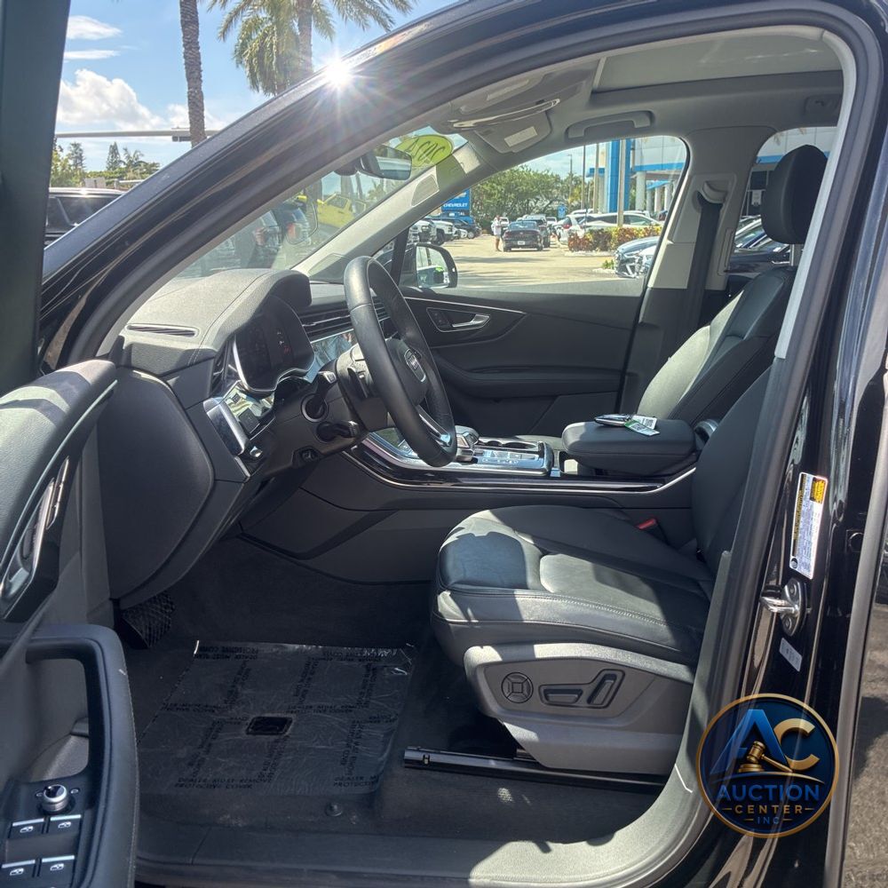 2024 Audi Q7 Premium Plus 55