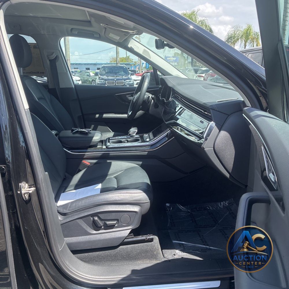 2024 Audi Q7 Premium Plus 55