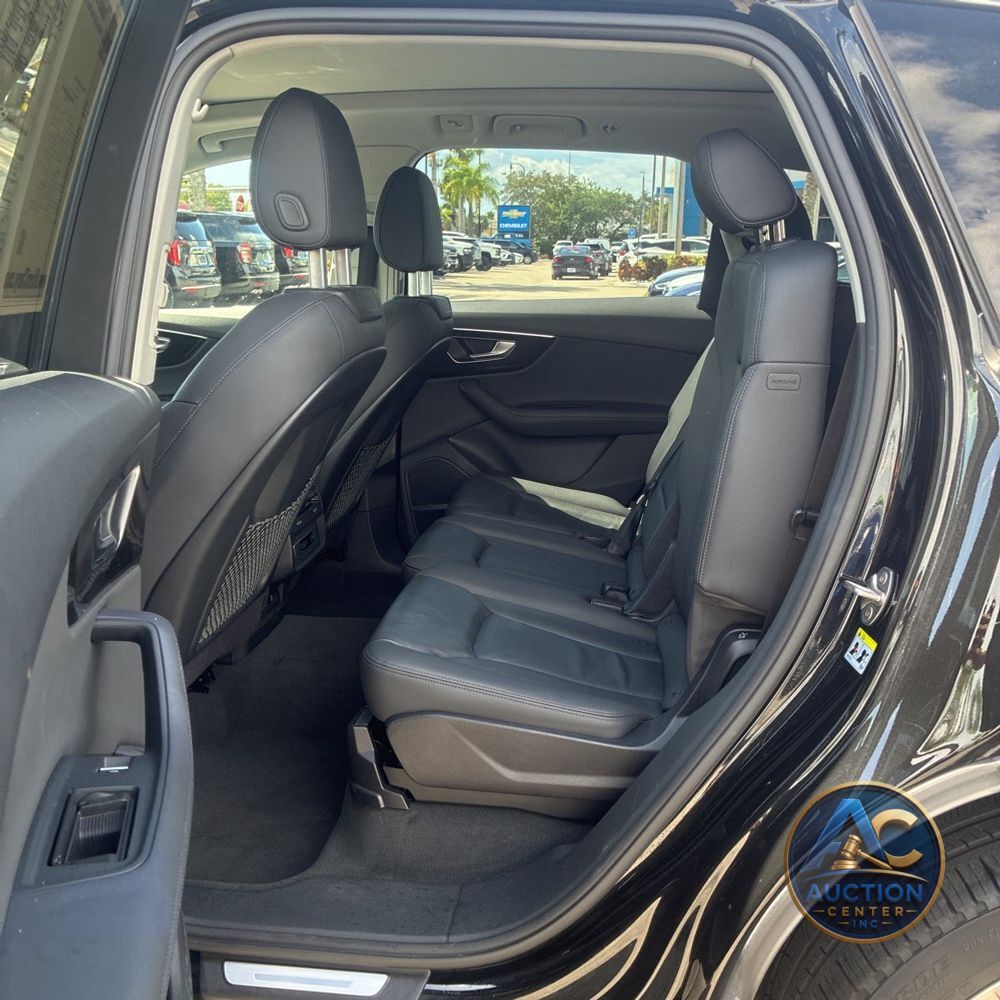 2024 Audi Q7 Premium Plus 55