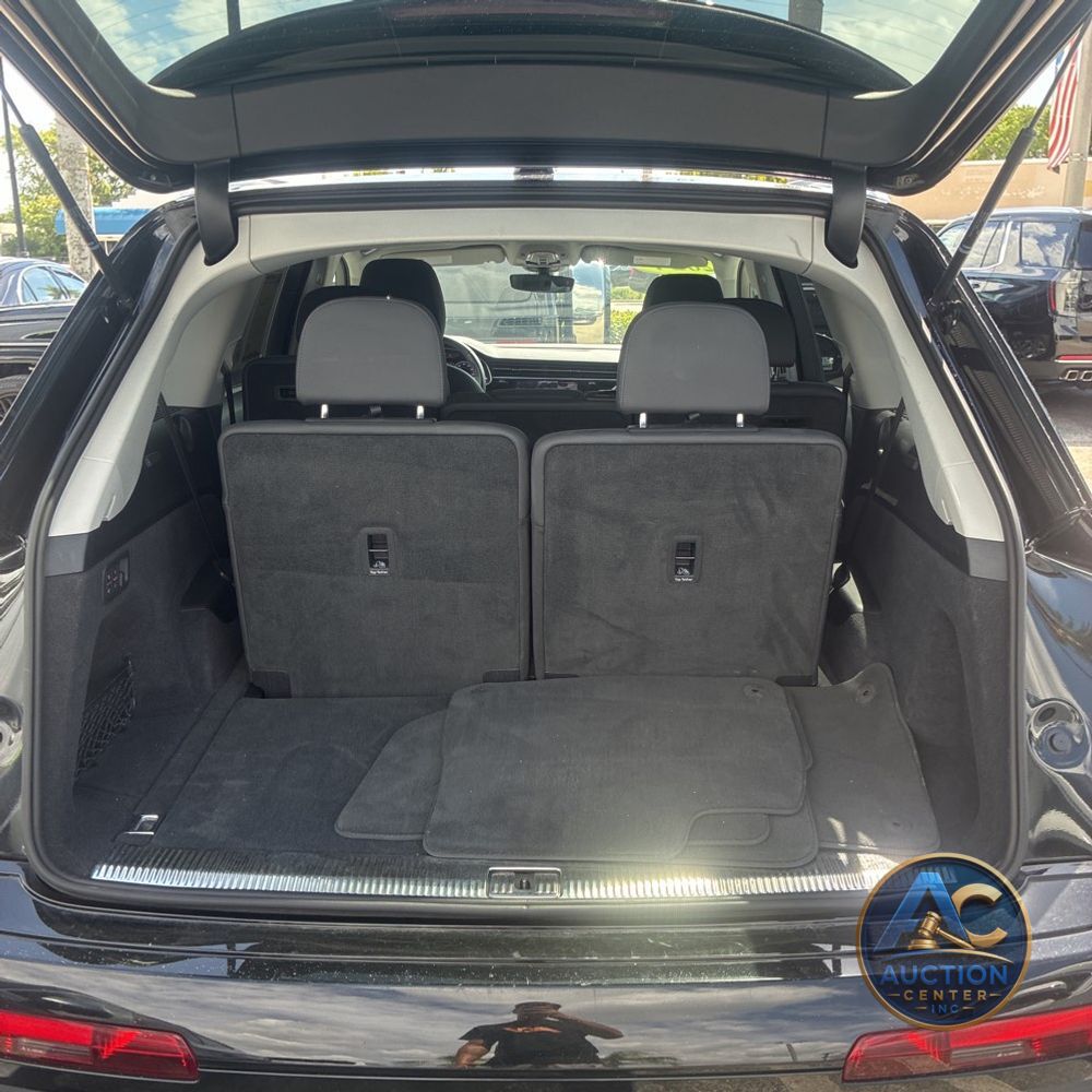 2024 Audi Q7 Premium Plus 55