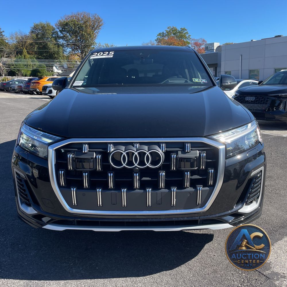 2025 Audi Q7 Prestige 55