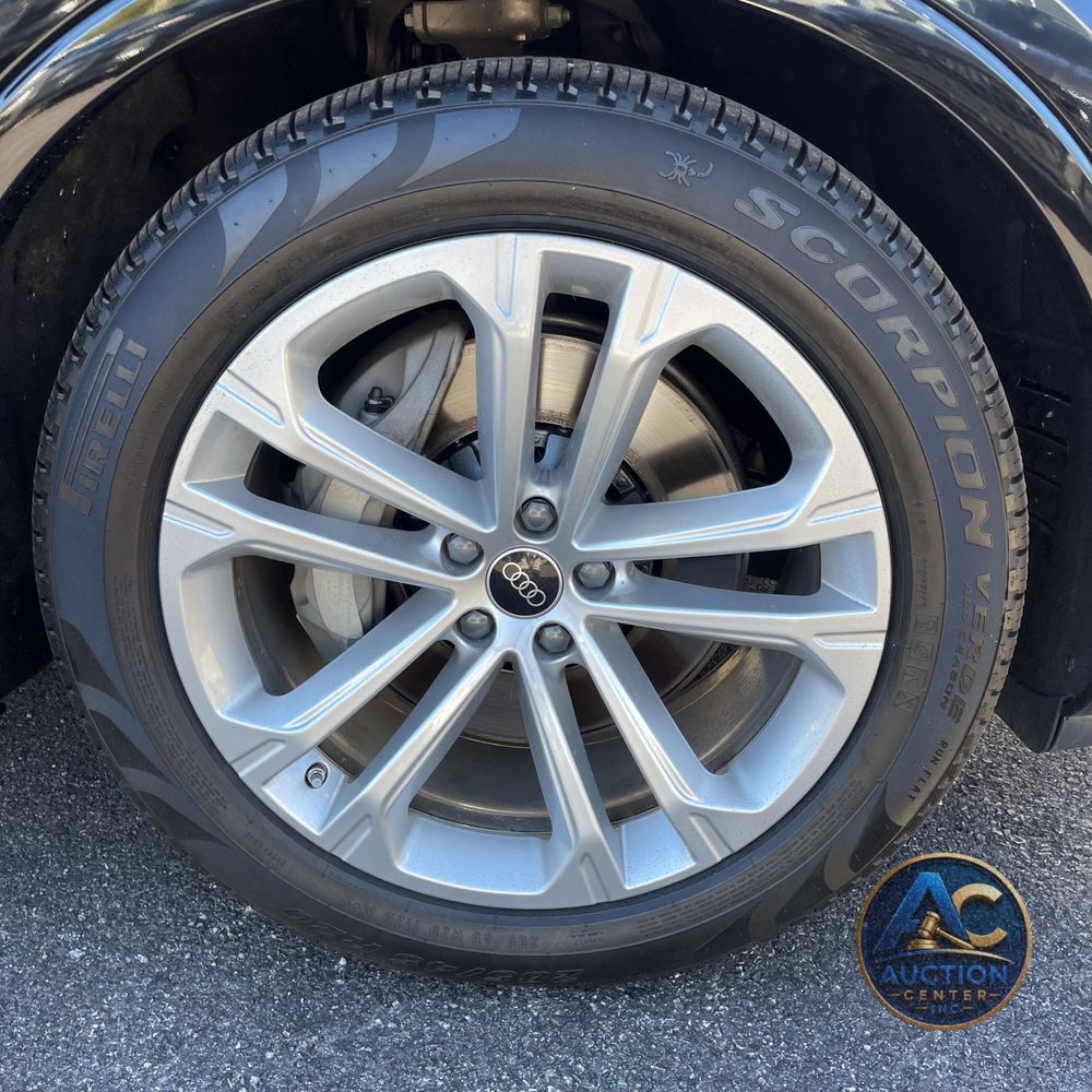 2025 Audi Q7 Prestige 55