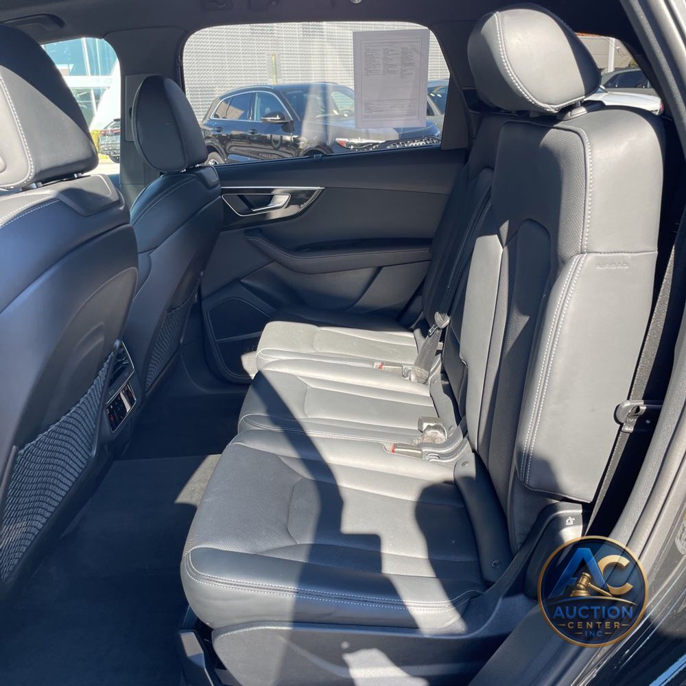 2025 Audi Q7 Prestige 55