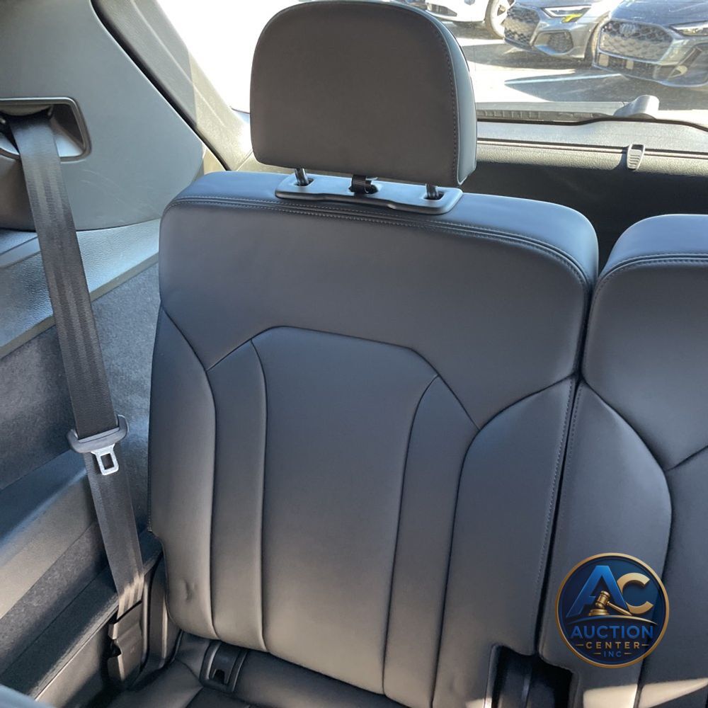 2025 Audi Q7 Prestige 55
