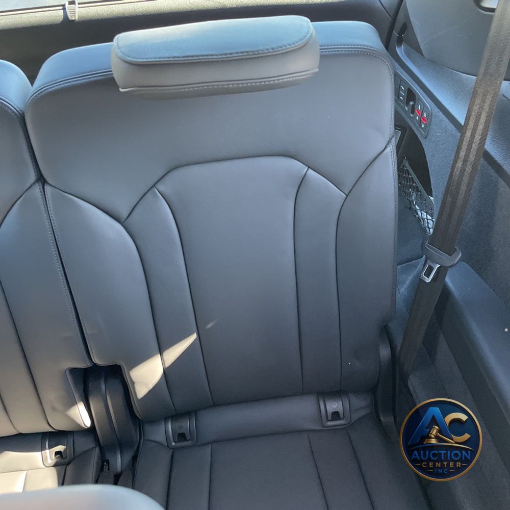 2025 Audi Q7 Prestige 55