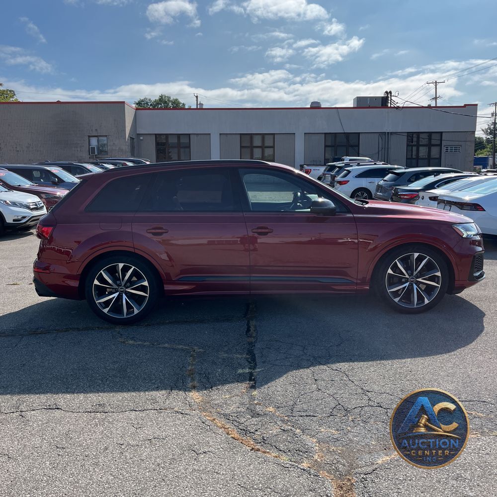 2024 Audi SQ7 Prestige