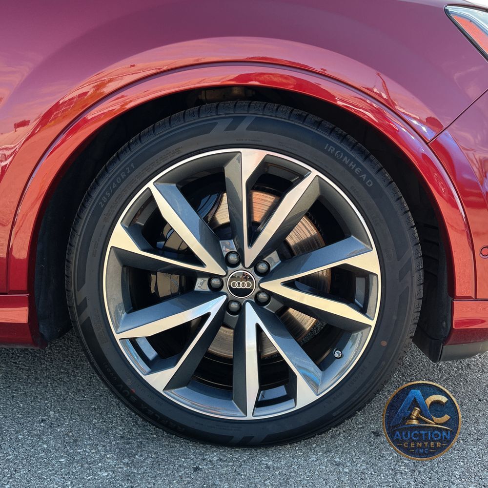 2024 Audi SQ7 Prestige