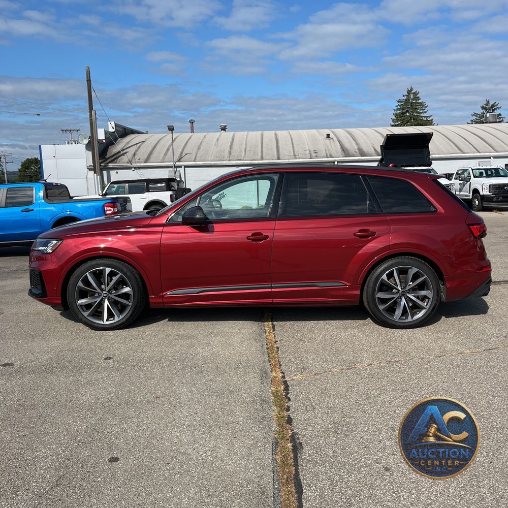 2024 Audi SQ7 Prestige