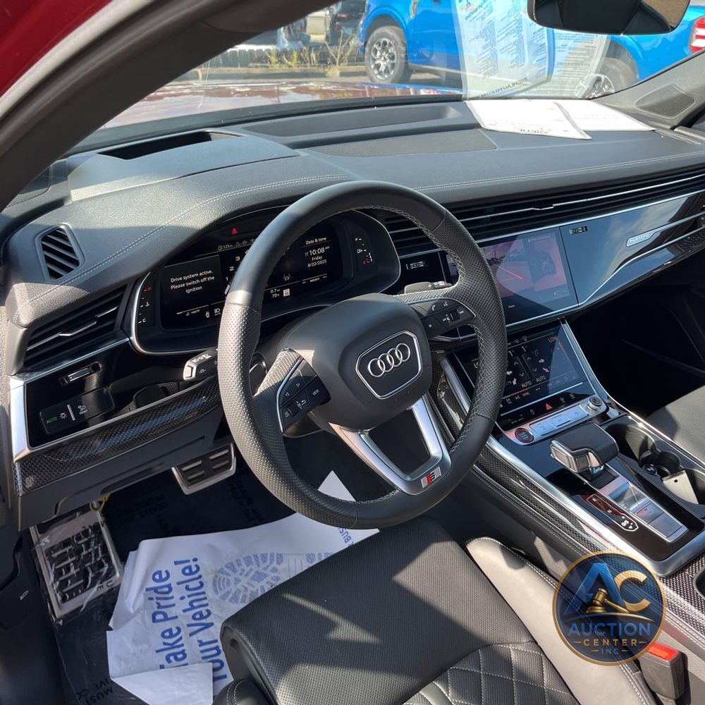 2024 Audi SQ7 Prestige