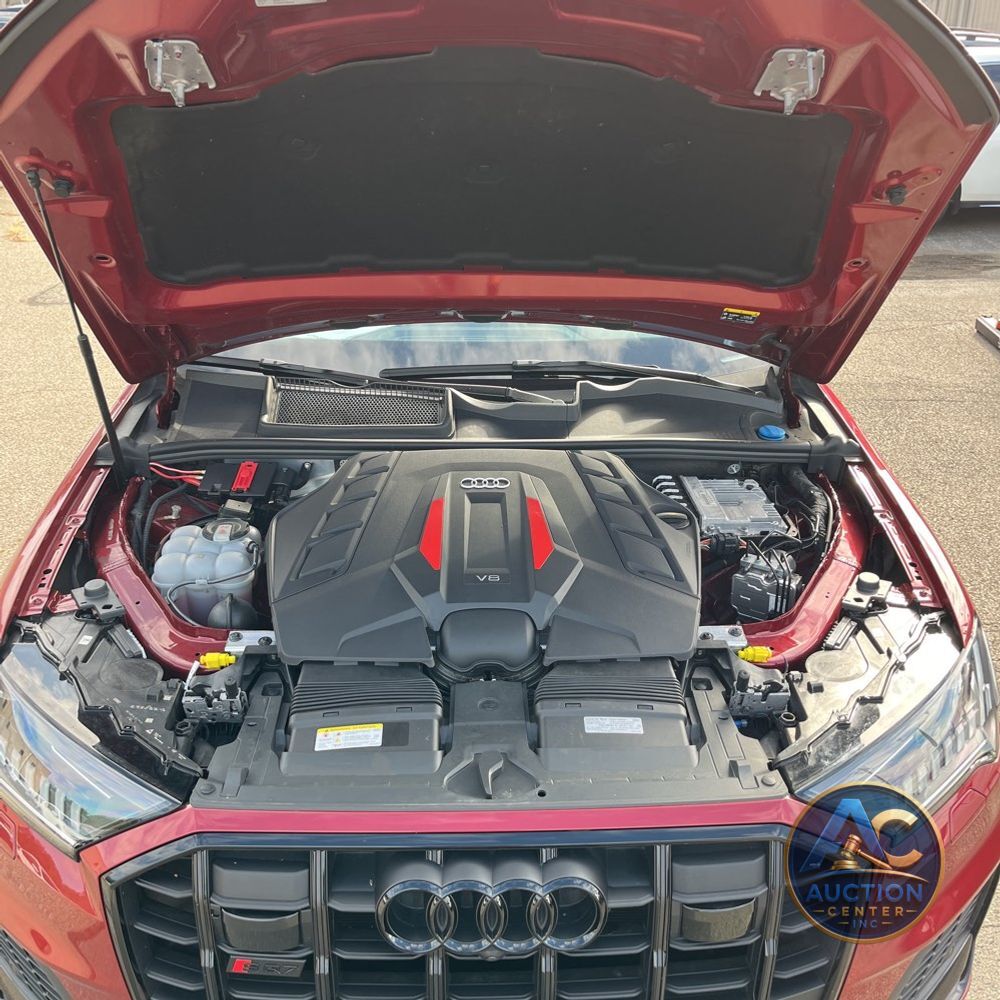 2024 Audi SQ7 Prestige