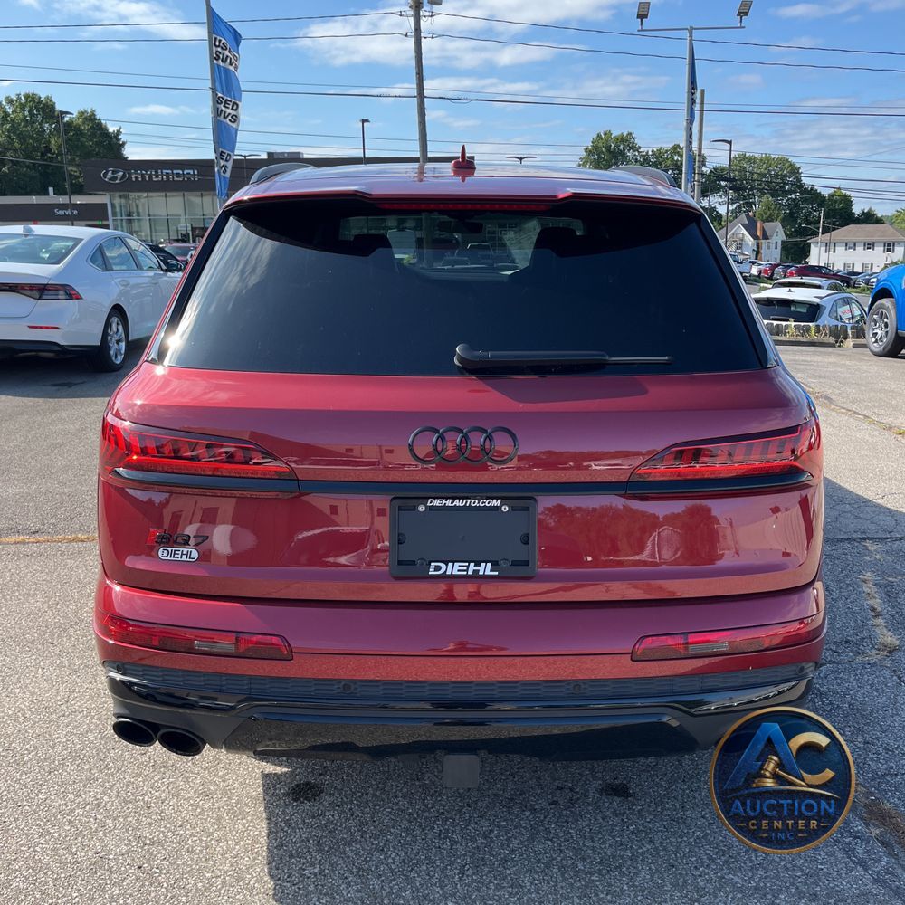 2024 Audi SQ7 Prestige