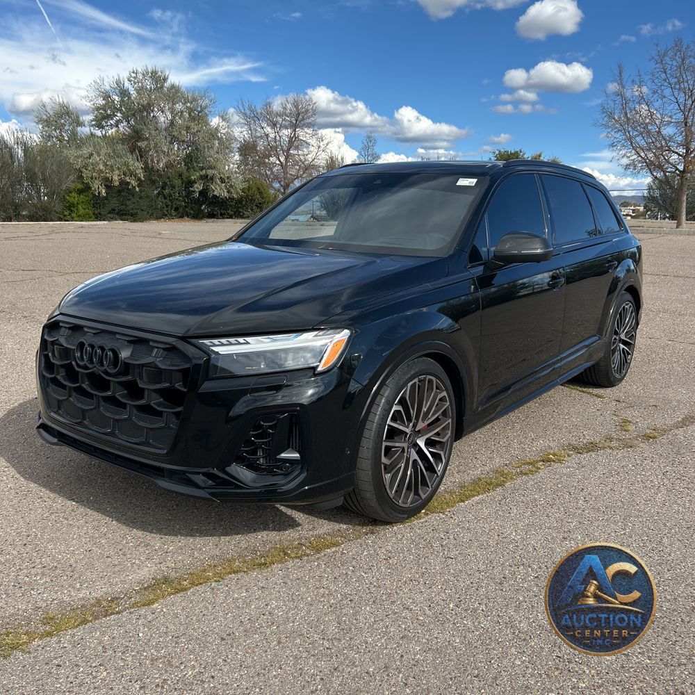 2025 Audi SQ7 Prestige