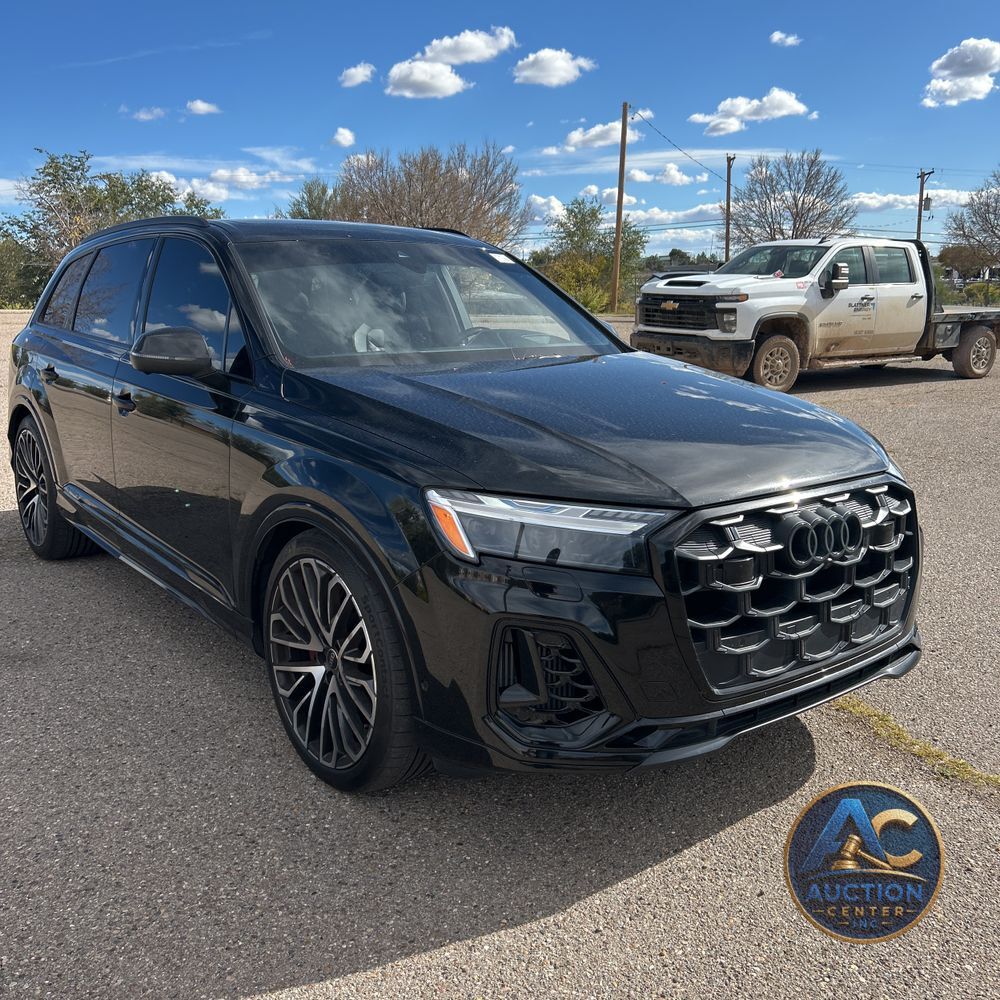 2025 Audi SQ7 Prestige