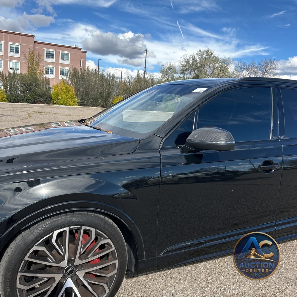2025 Audi SQ7 Prestige