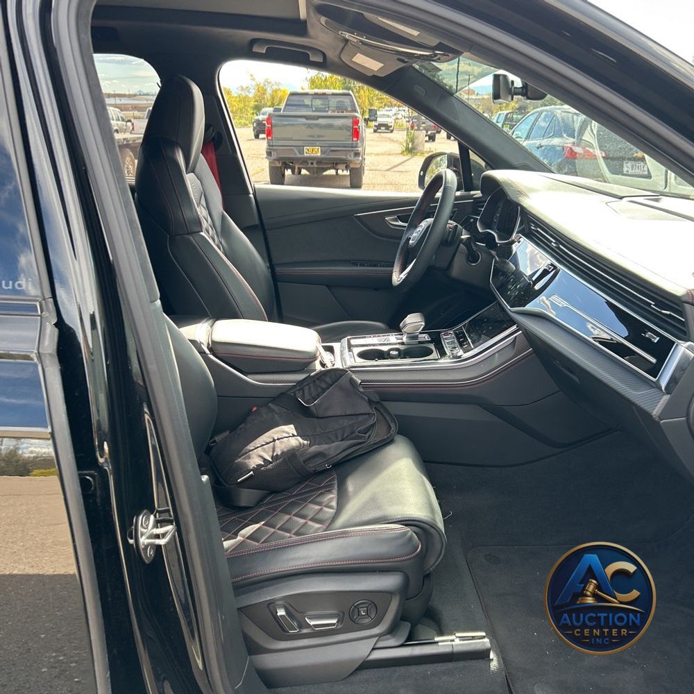 2025 Audi SQ7 Prestige