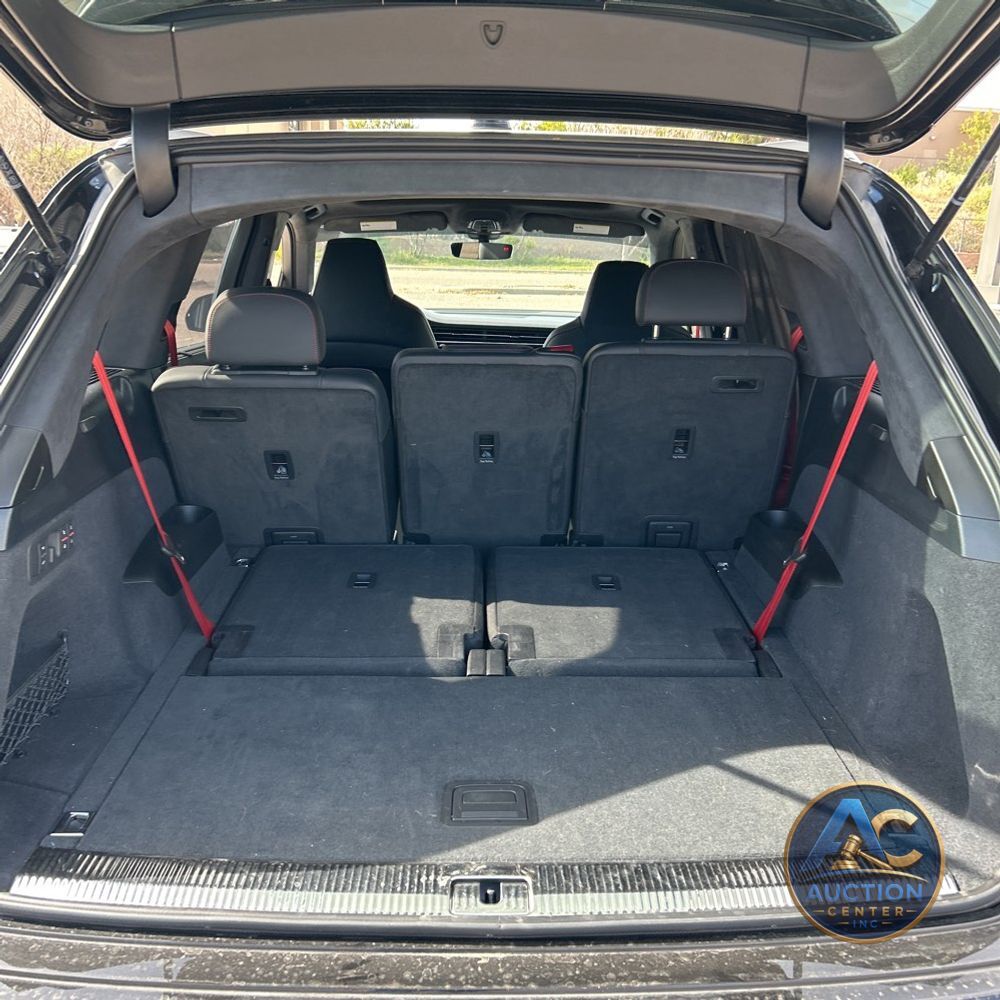 2025 Audi SQ7 Prestige