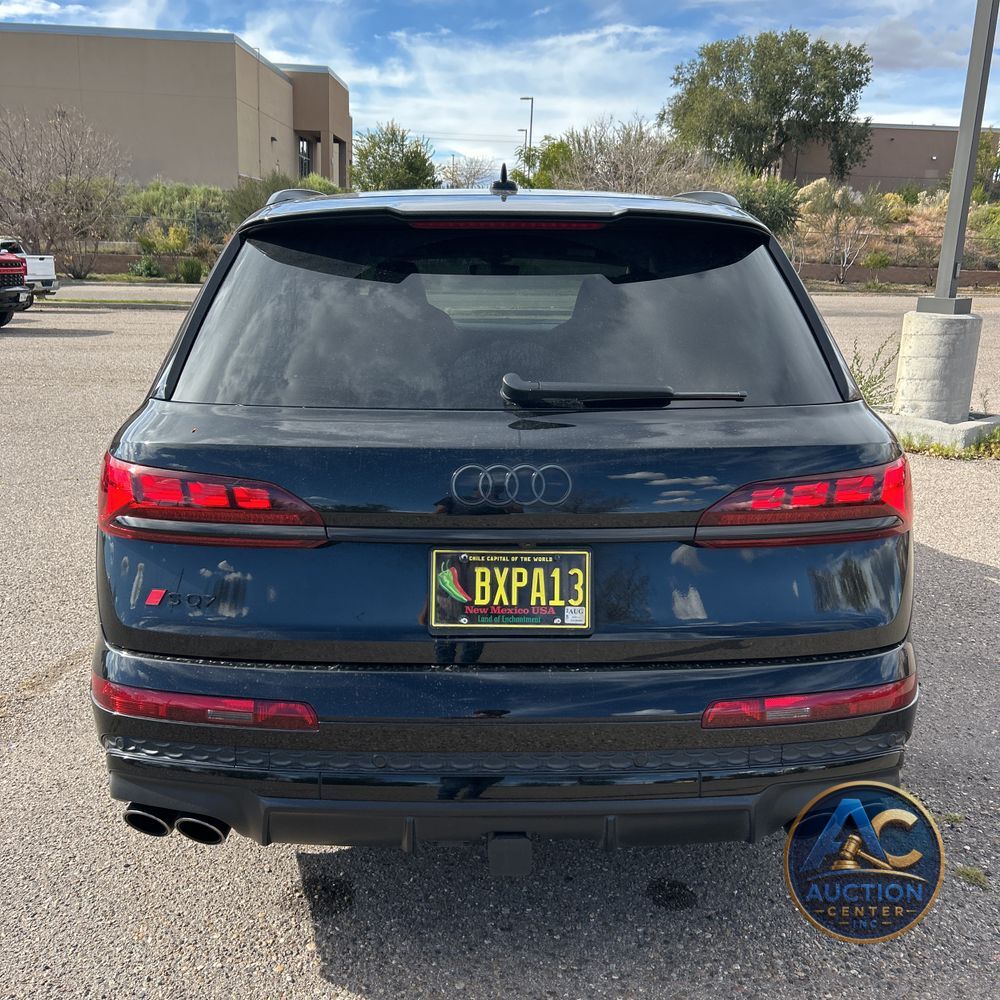 2025 Audi SQ7 Prestige