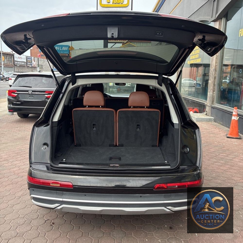 2023 Audi Q7 Prestige