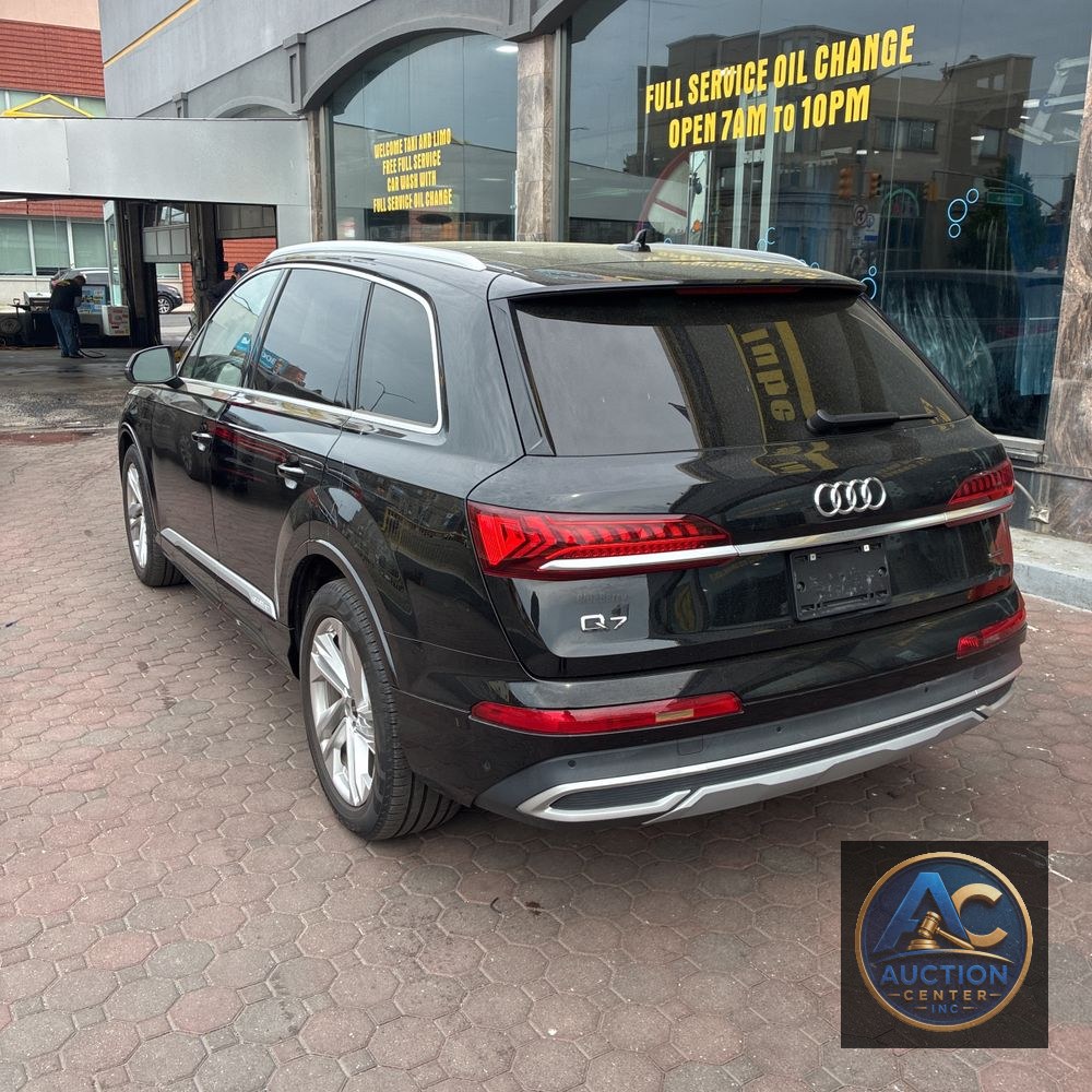 2023 Audi Q7 Prestige