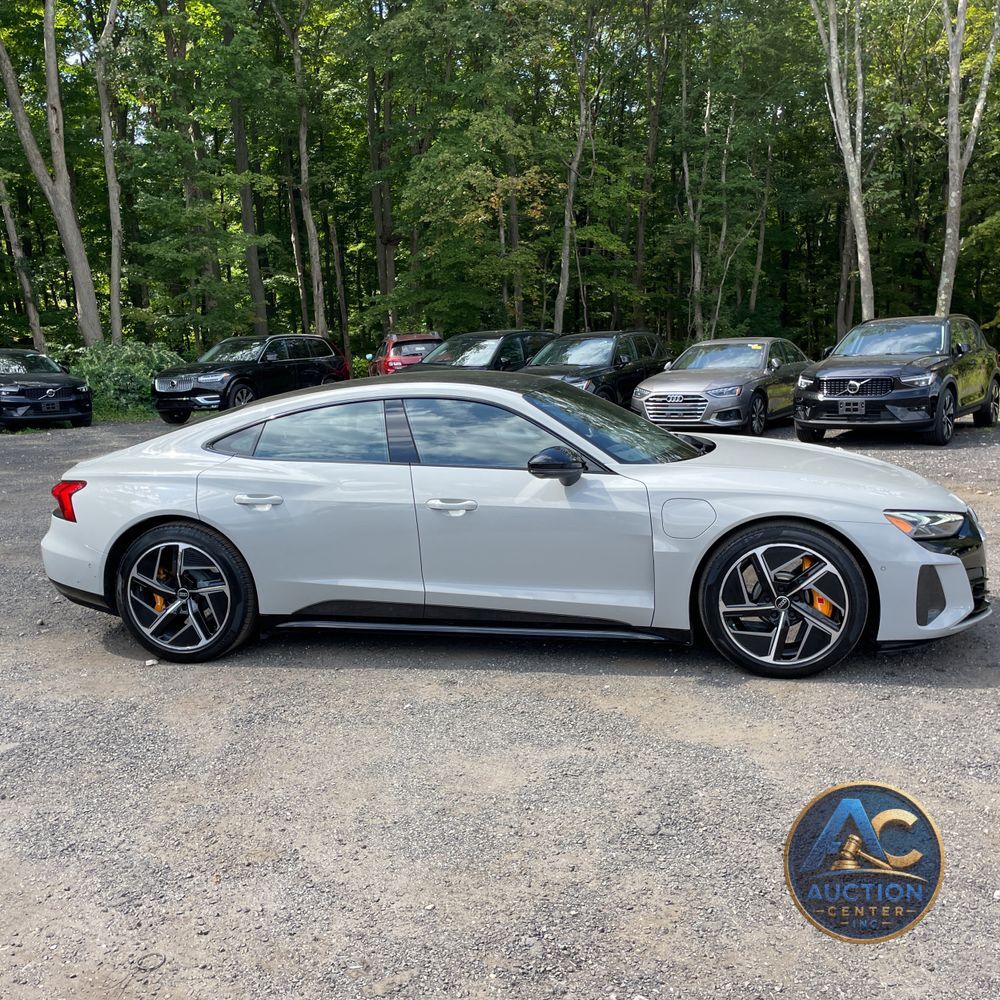 2023 Audi e-tron GT RS