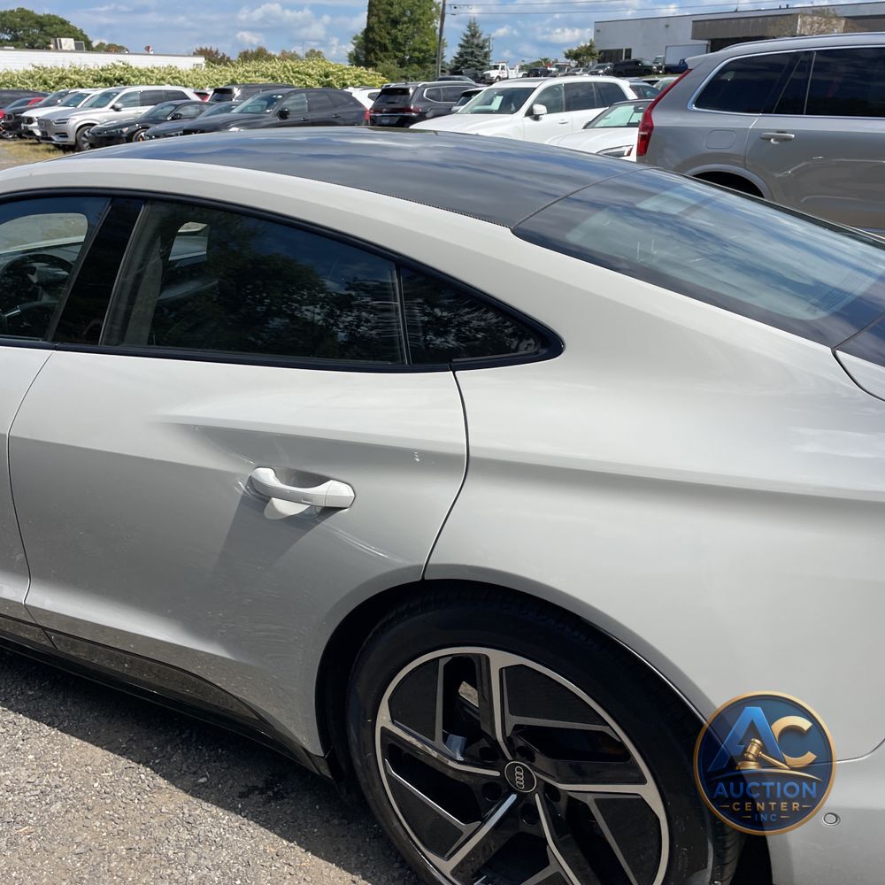 2023 Audi e-tron GT RS