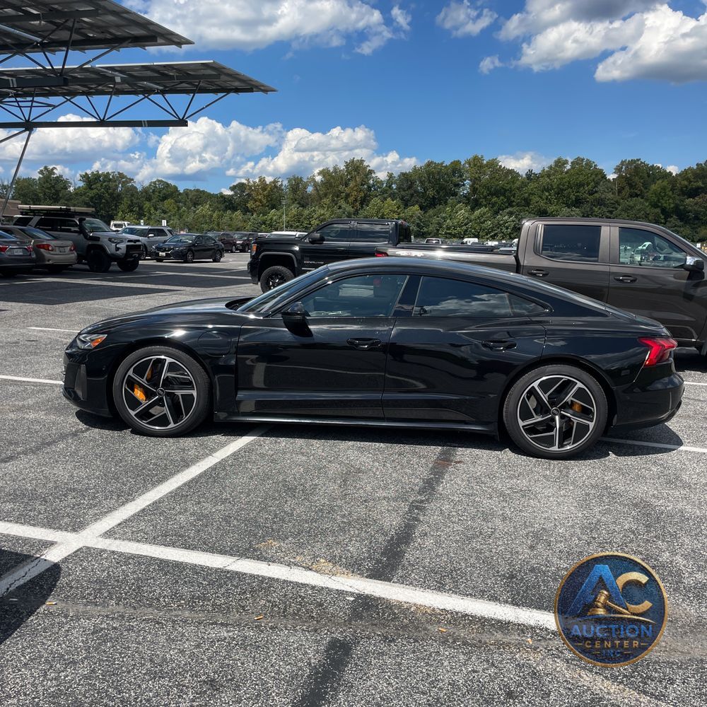 2024 Audi RS e-tron GT Base