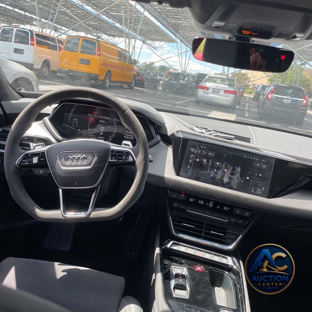 2024 Audi RS e-tron GT Base