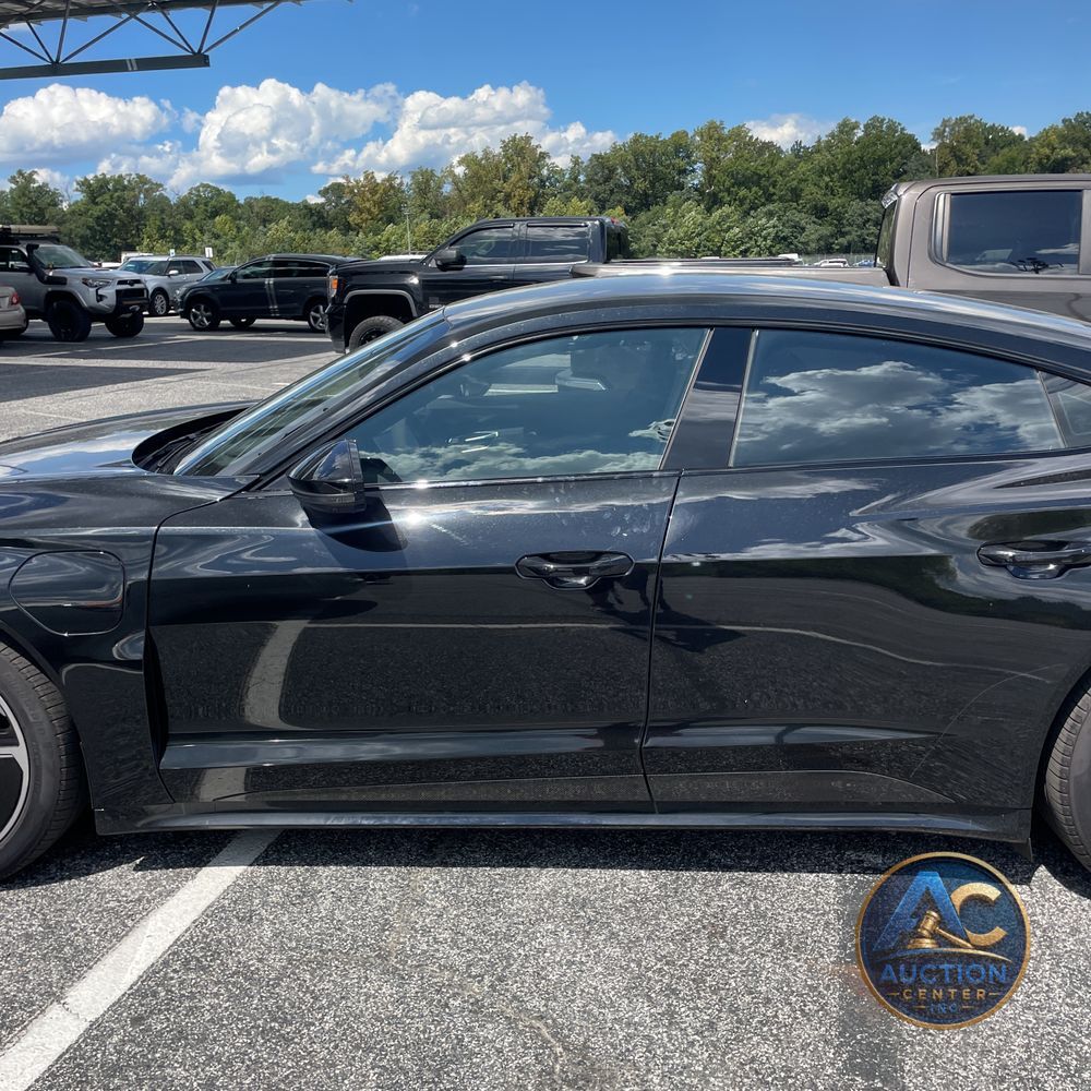 2024 Audi RS e-tron GT Base