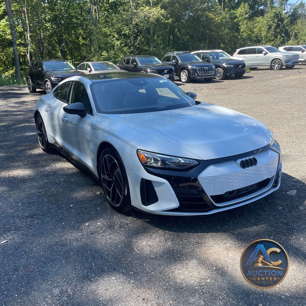 2023 Audi e-tron GT RS
