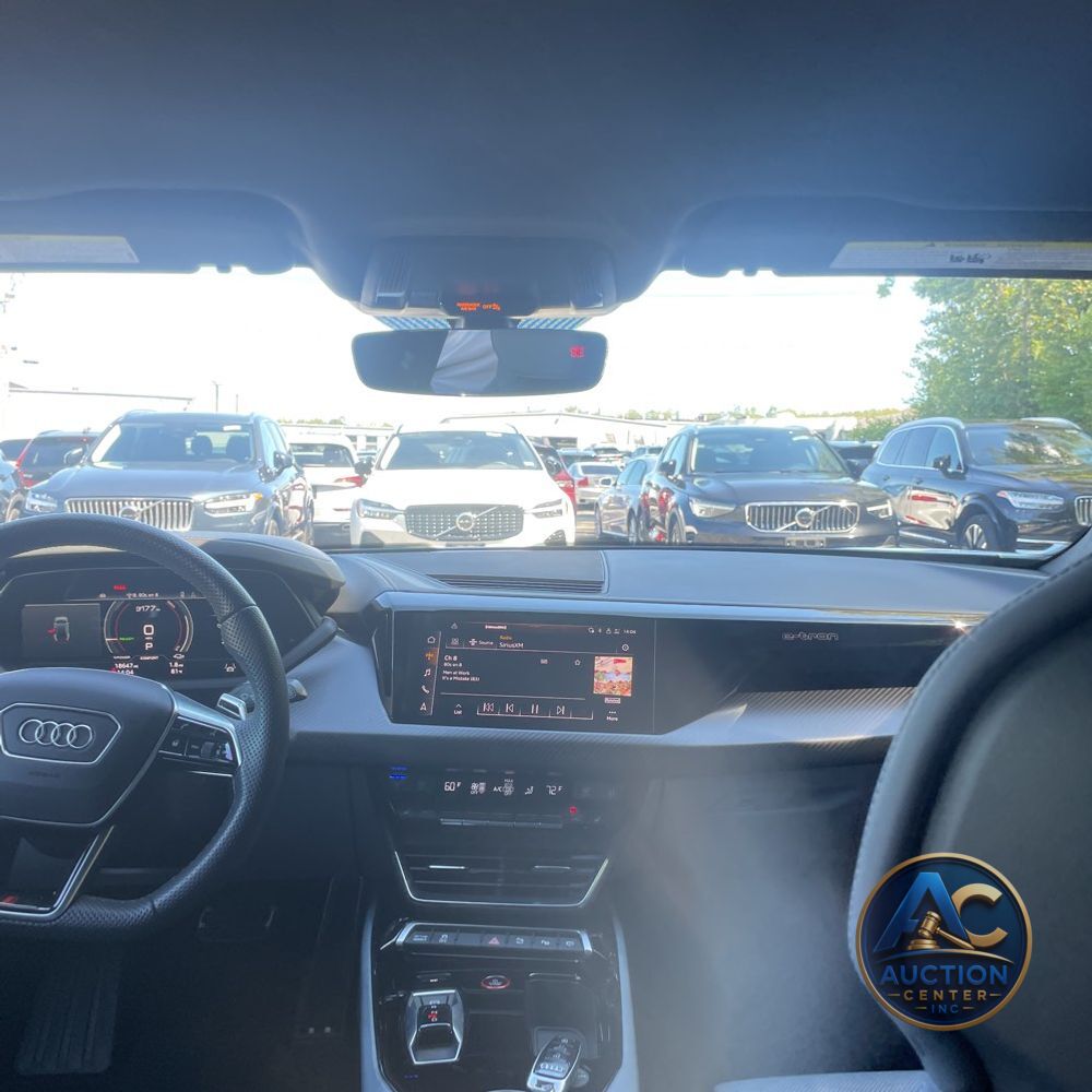 2023 Audi e-tron GT RS
