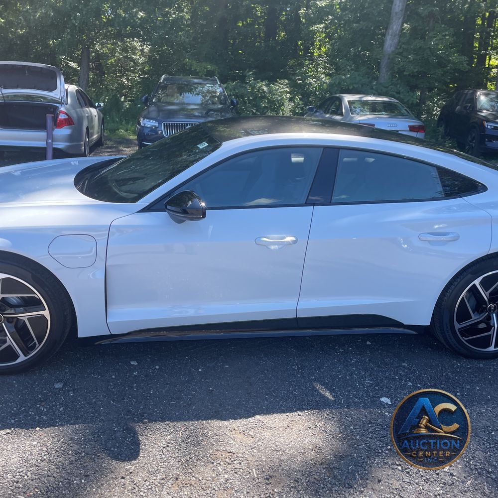 2023 Audi e-tron GT RS