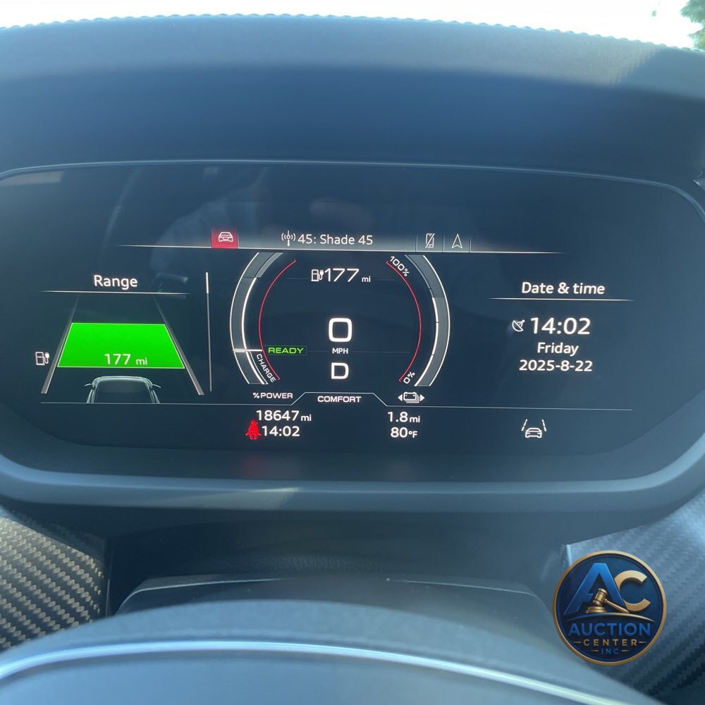 2023 Audi e-tron GT RS