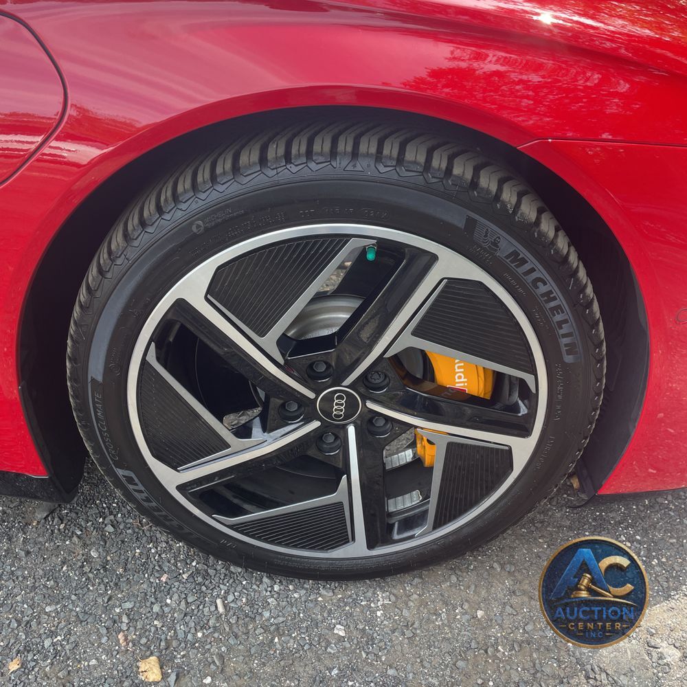 2023 Audi e-tron GT RS