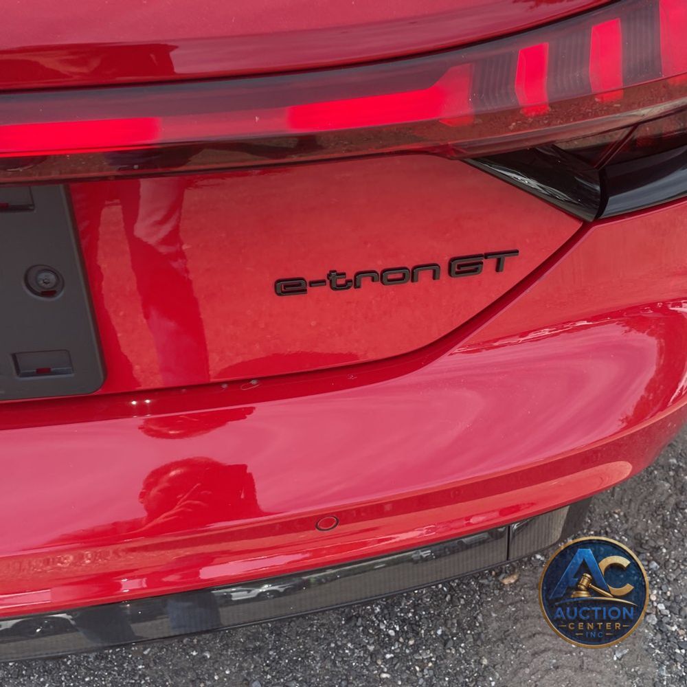 2023 Audi e-tron GT RS