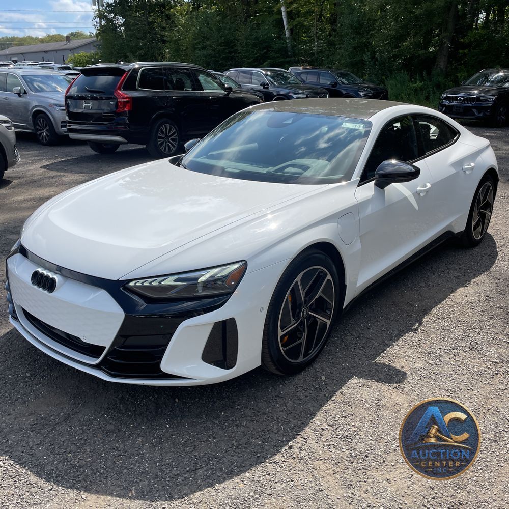 2023 Audi e-tron GT RS