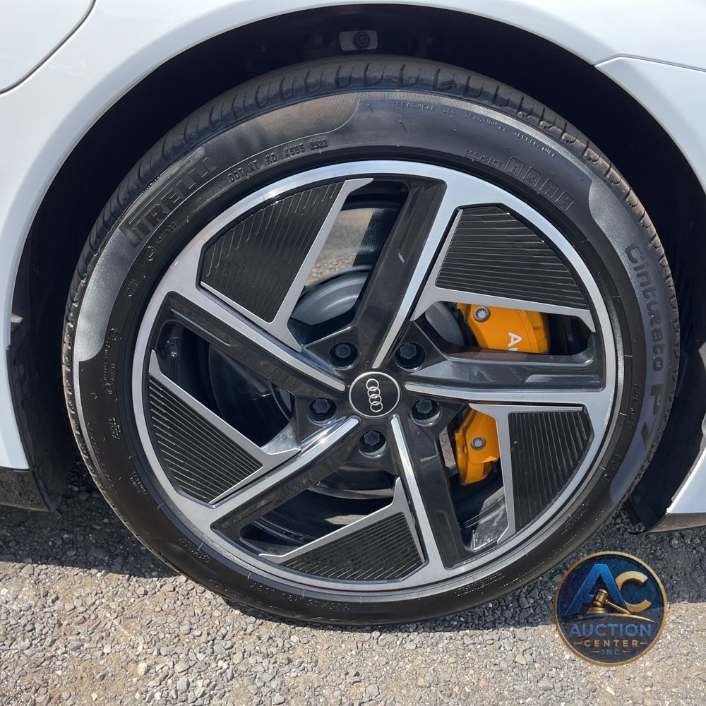 2023 Audi e-tron GT RS