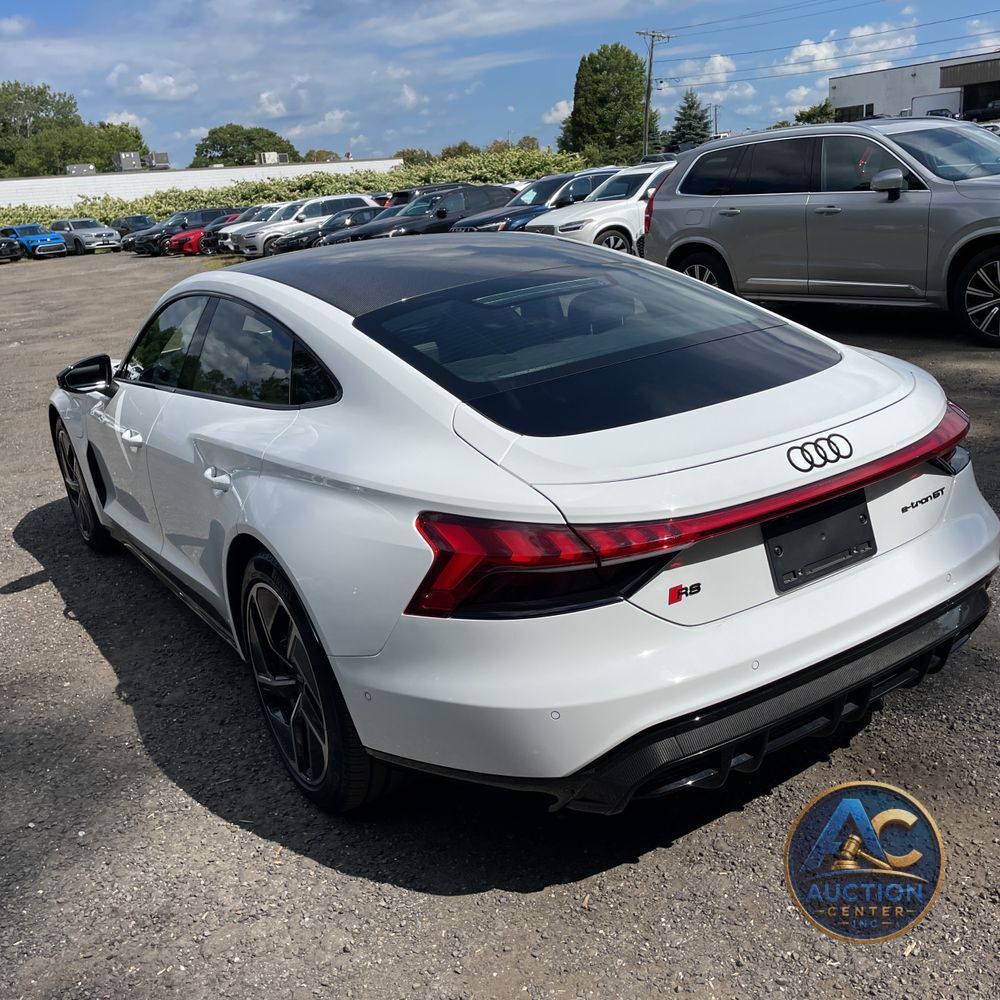 2023 Audi e-tron GT RS